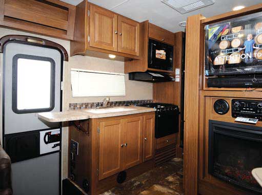 Coachmen Leprechaun 240fs Rv Lifestyle Magazine