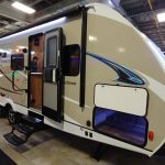 freedom-express-257bh-exterior