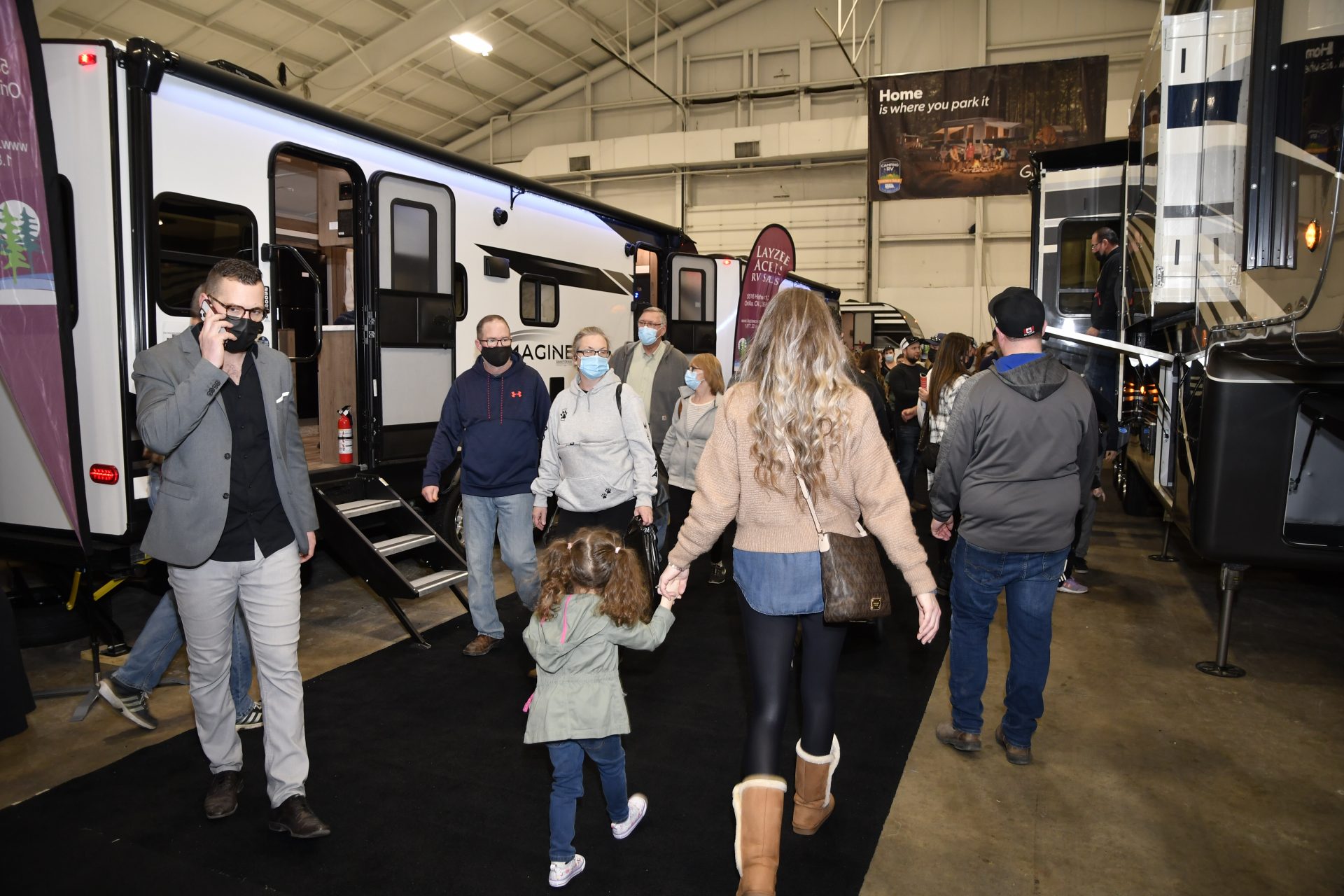 LIVE from Toronto It’s The Spring Camping & RV Show! RV Lifestyle
