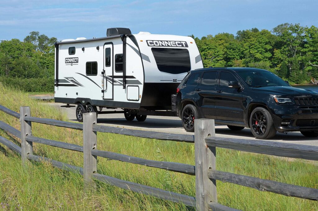 KZ RV Escape Connect SE C221FKKSE exterior scenic