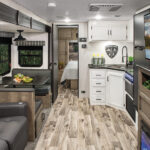 web-2022-Venture-RV-Stratus-SR281VBH-Travel-Trailer-Kitchen-HR