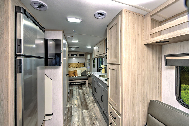 Heartland RV Sundance 21HB interior