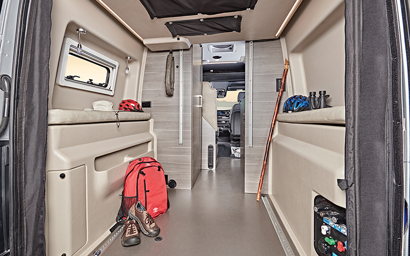Entegra Coach Launch 19Y interior rear view