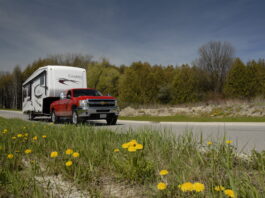 Towing a fifth wheel trailer