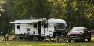 Winnebago 2024 Access travel trailer