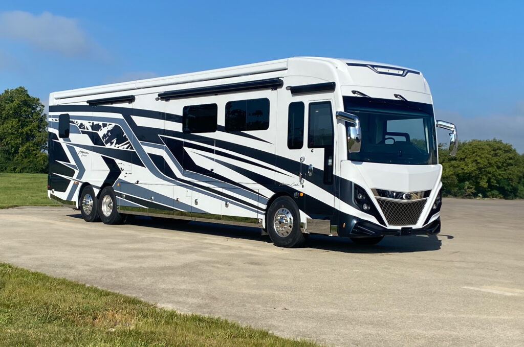 American Coach Dream motorhome 2024