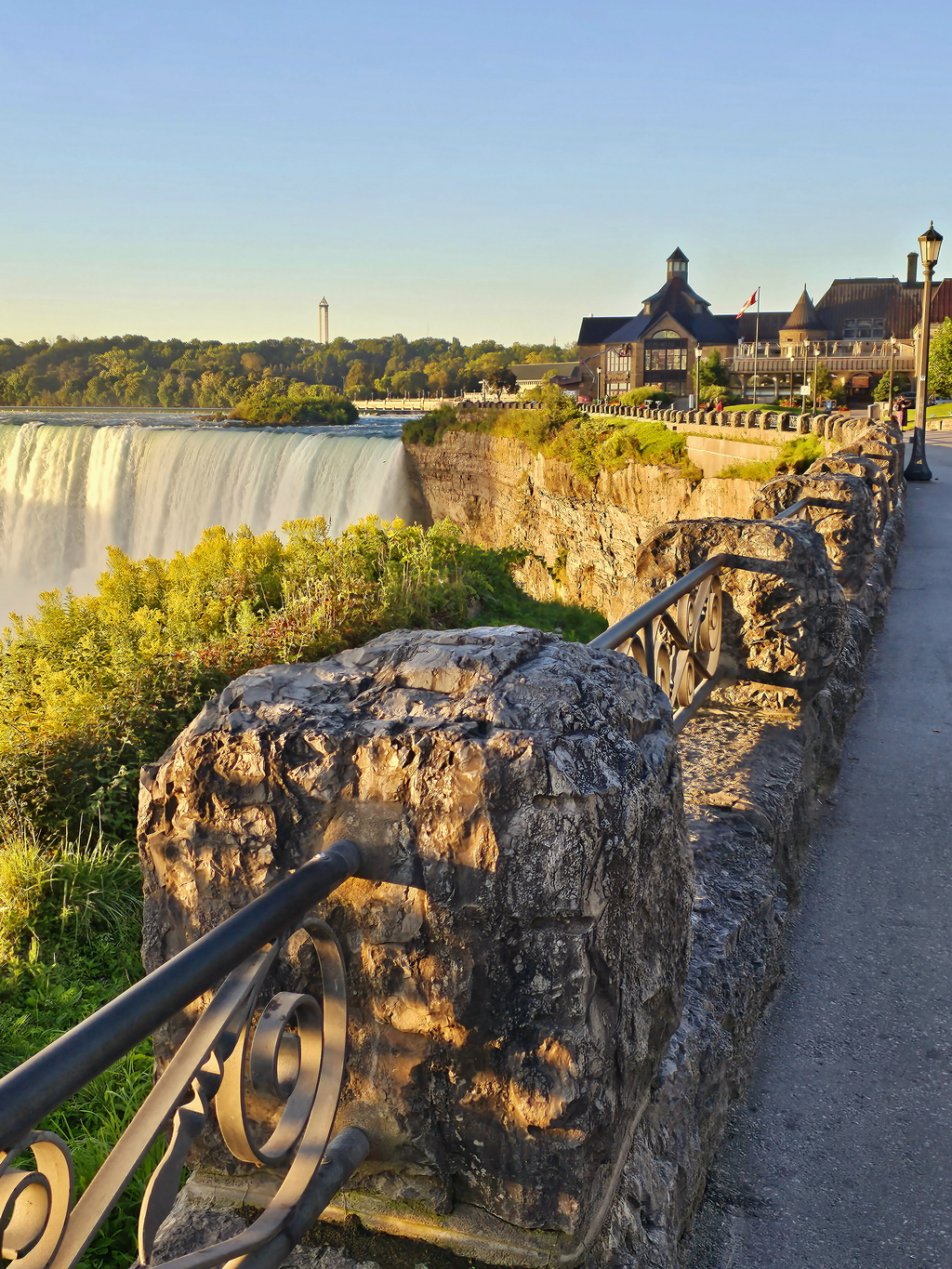 Table Rock Centre - Niagara Falls, Ontario -Daytime view