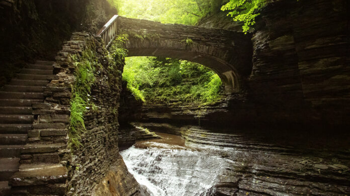 Mile Point Bridge - photo by Ben Coles Mile Point Bridge