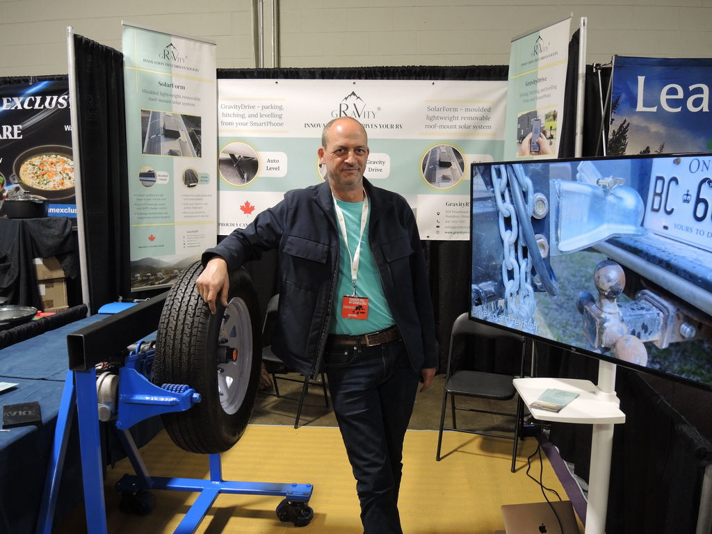 Ben Fisher from Gravity RV was at the Toronto Fall RV Show to demonstrate the ingenious Gravity RV remote control trailer parking aid.